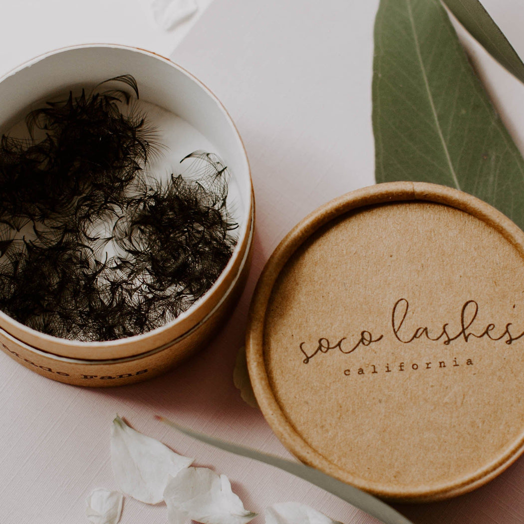 SoCo Lashes 10D Pro-Made Loose Fans